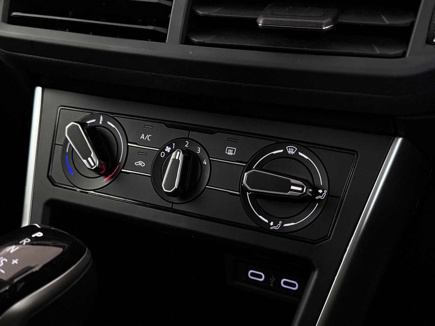 Used Volkswagen Polo 2022 for sale - 76468359: Photo 41