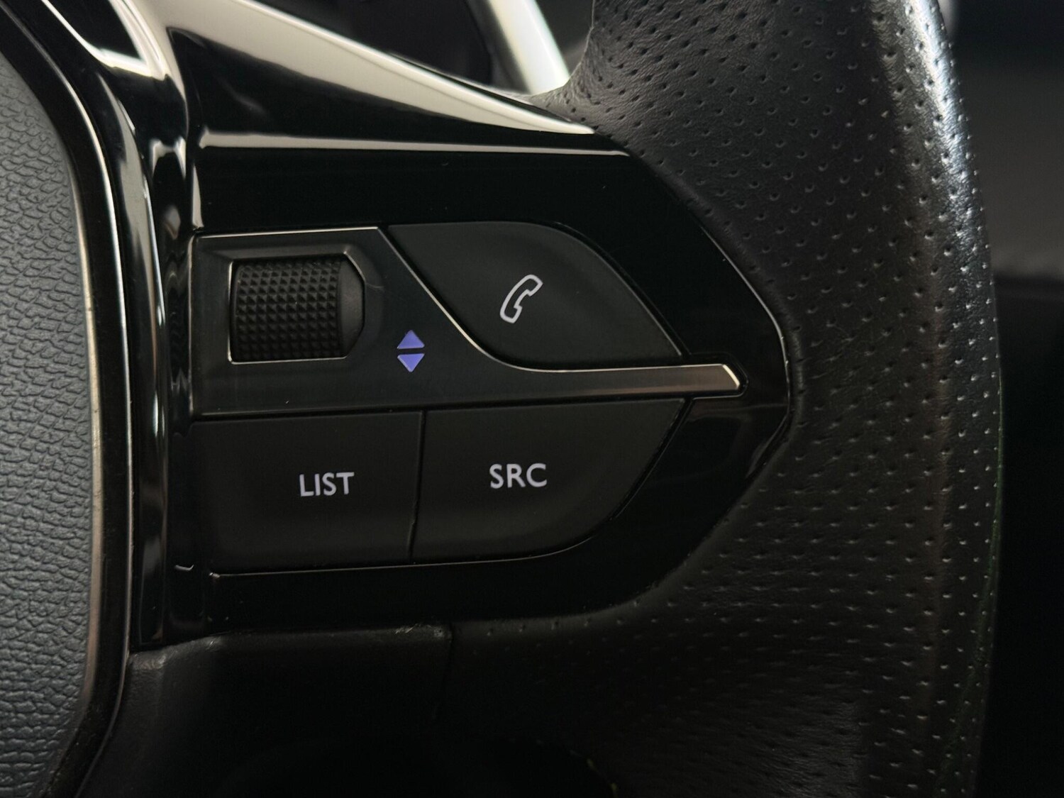 Used Peugeot 2008 2022 for sale - 77412514: Photo 18