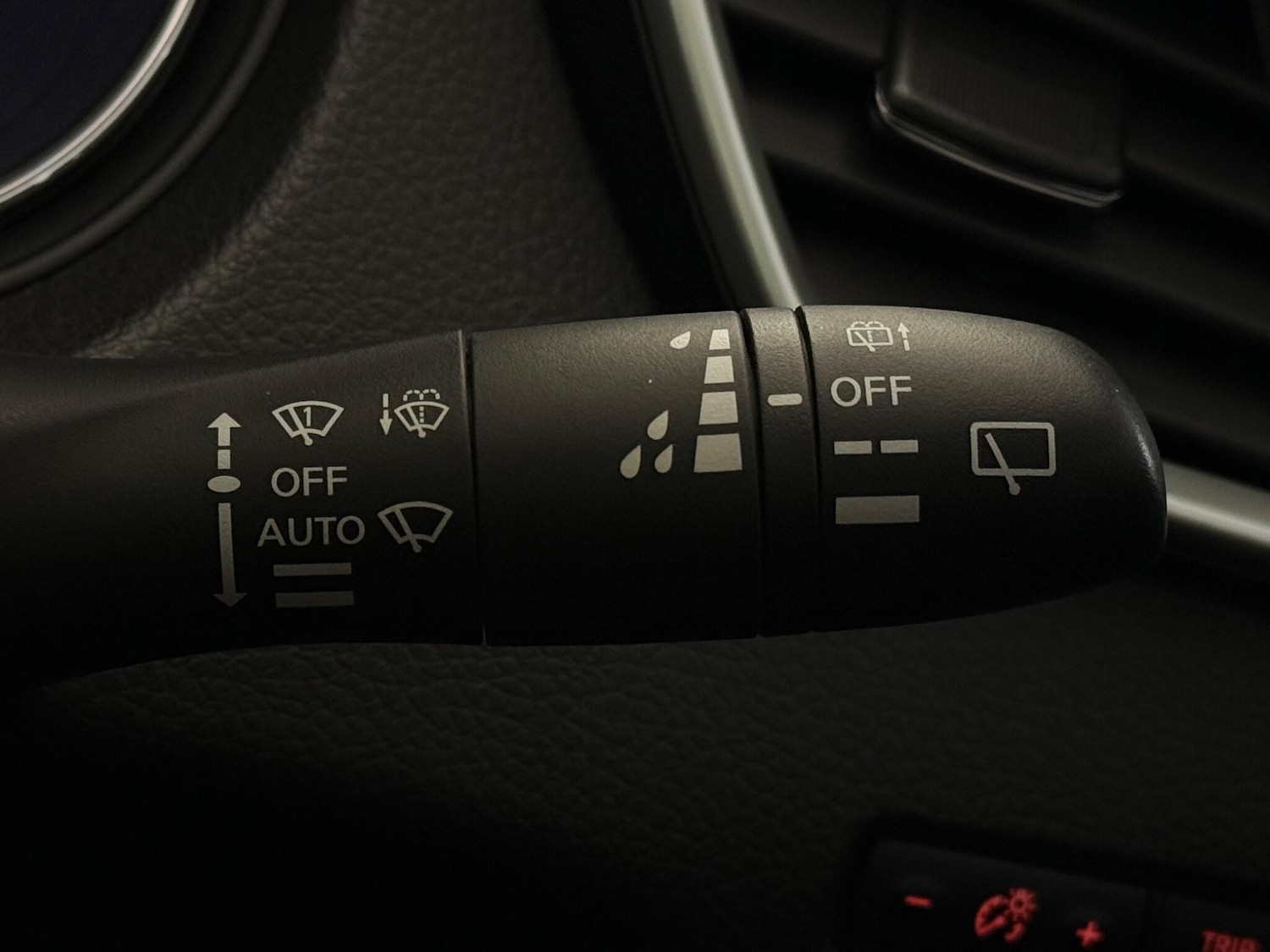 Used Nissan Qashqai 2017 for sale - 77591199: Photo 24