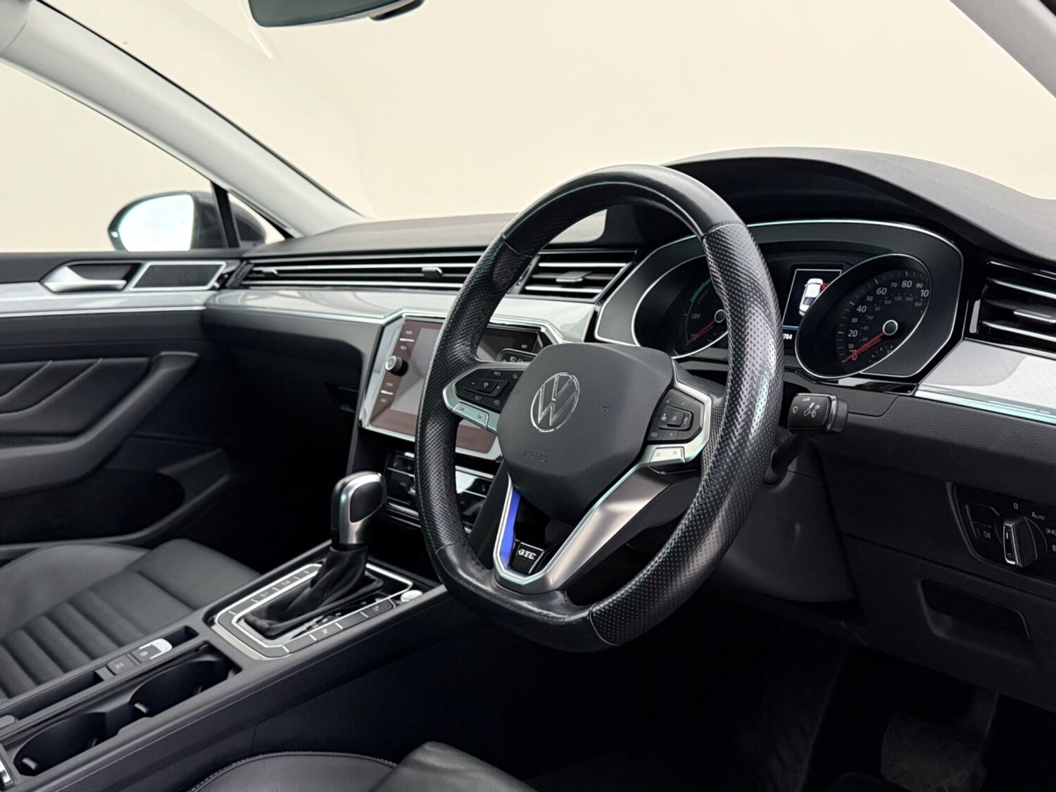 Used Volkswagen Passat 2021 for sale - 78215165: Photo 10