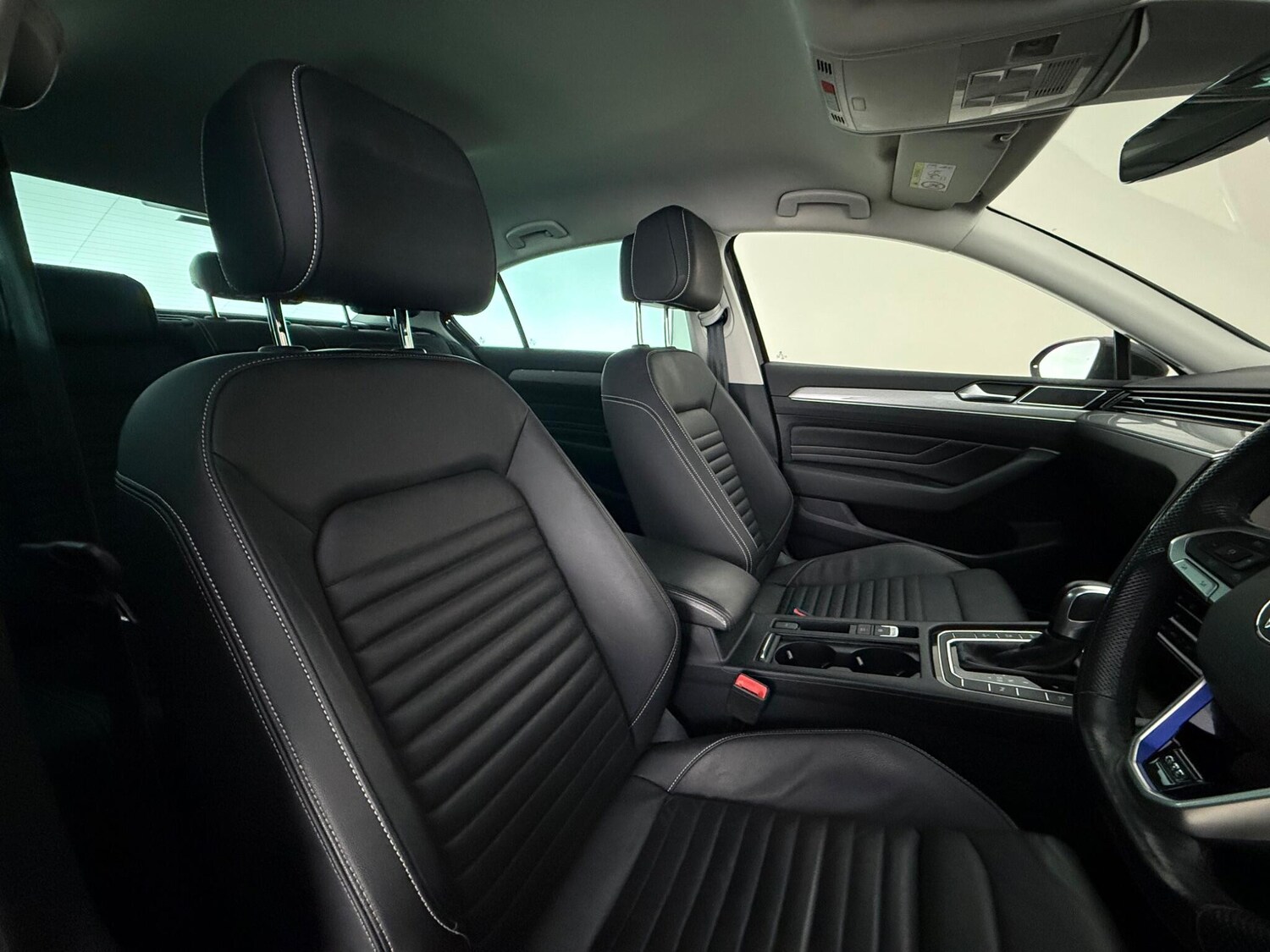 Used Volkswagen Passat 2021 for sale - 78215165: Photo 11