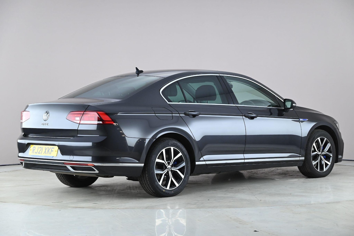 Used Volkswagen Passat 2021 for sale - 78215165: Photo 3