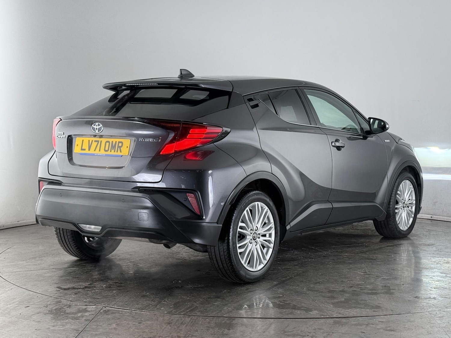 Used Toyota C-HR 2021 for sale - 77222107: Photo 6