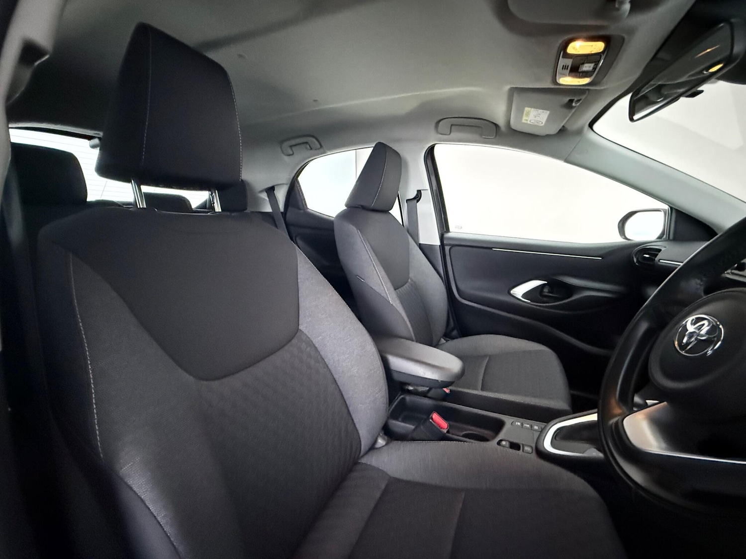 Used Toyota Yaris 2023 for sale - 78185854: Photo 10