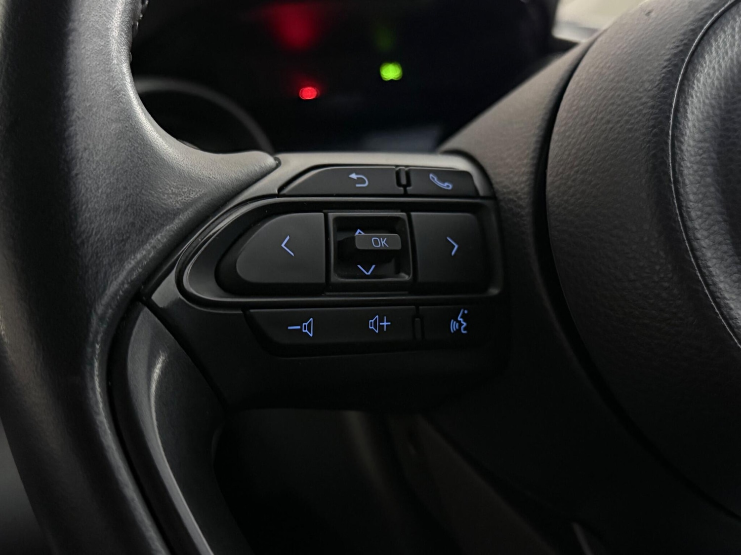 Used Toyota Yaris 2023 for sale - 78185854: Photo 14