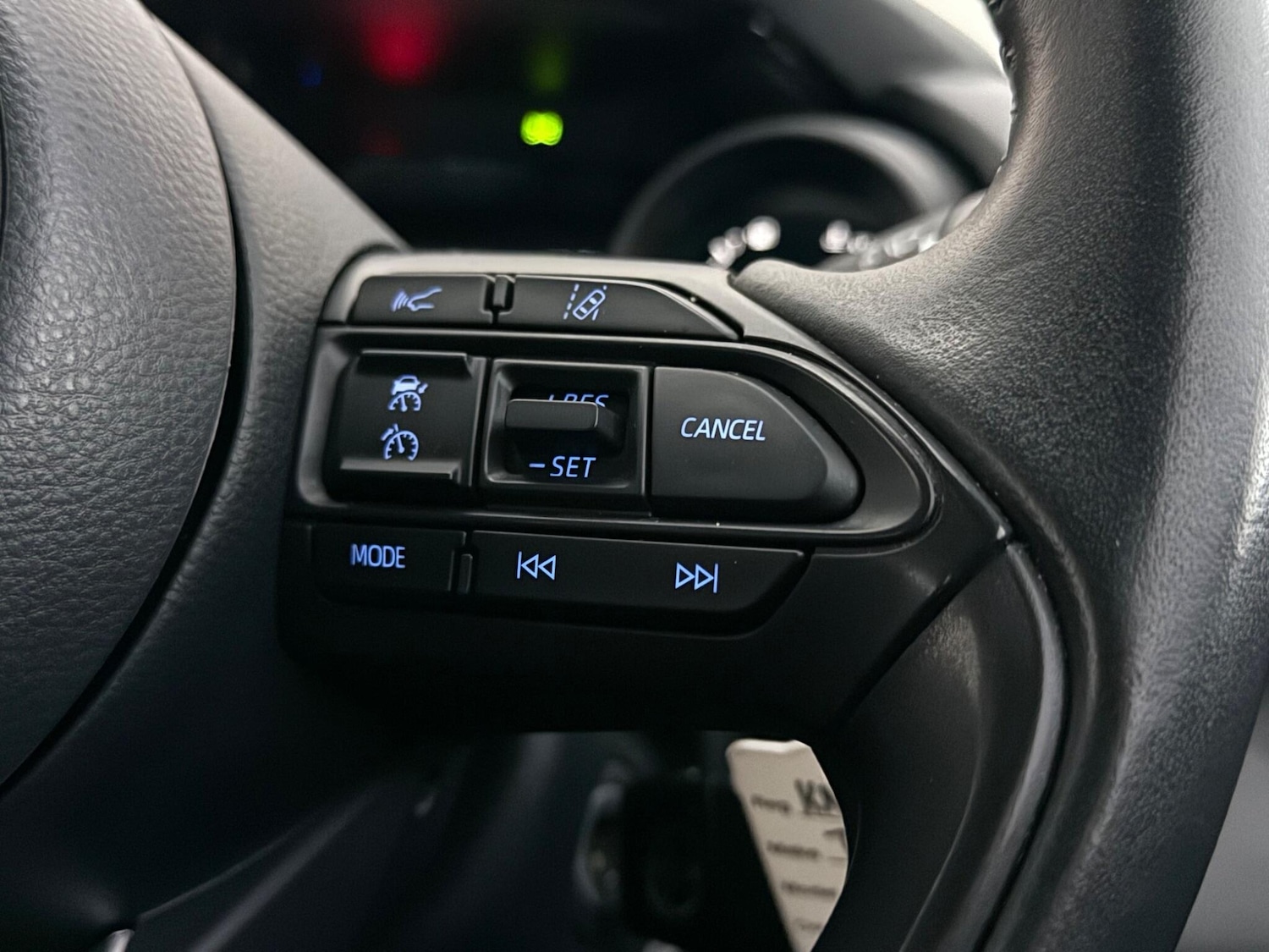 Used Toyota Yaris 2023 for sale - 78185854: Photo 16