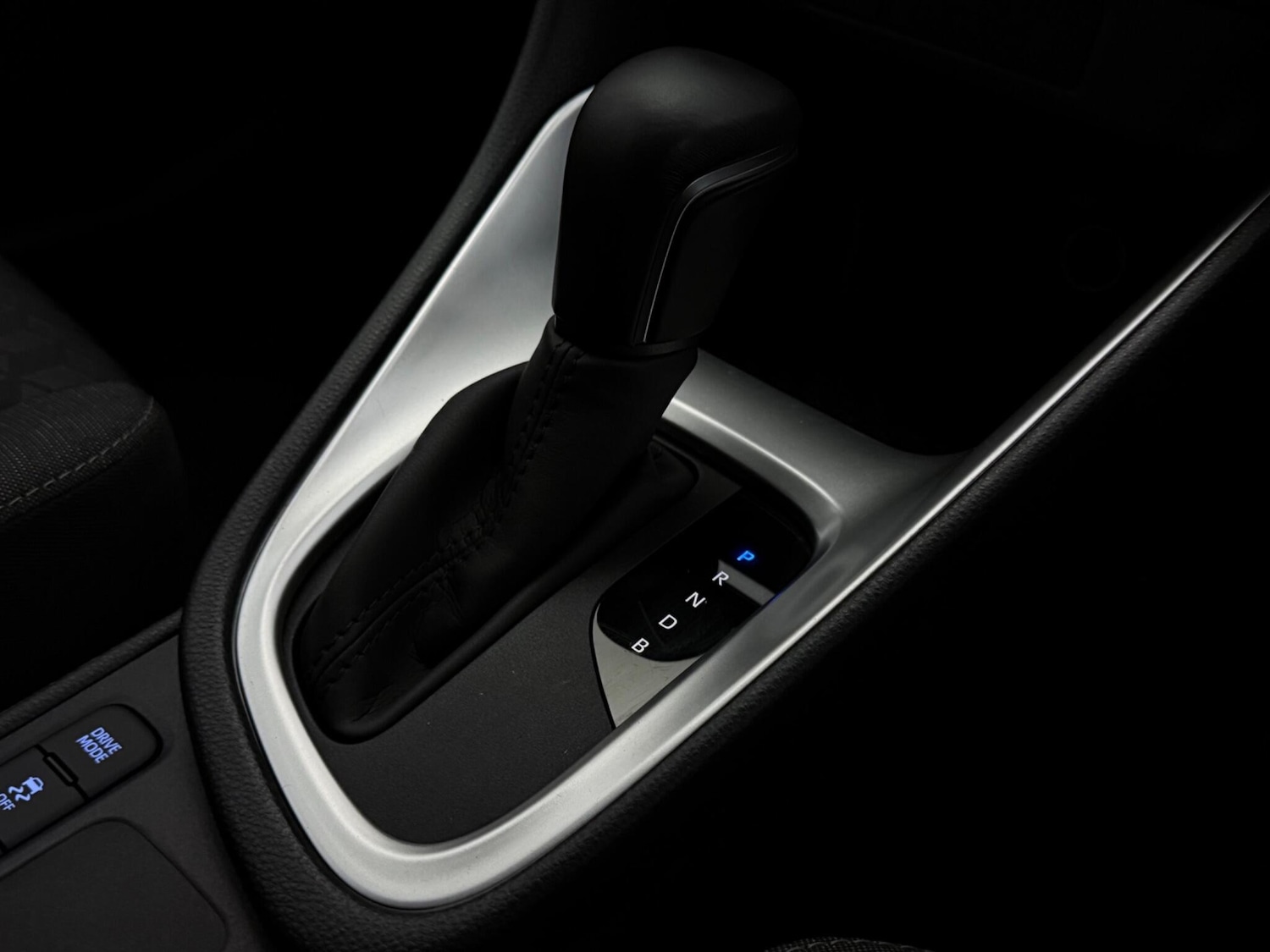 Used Toyota Yaris 2023 for sale - 78185854: Photo 26