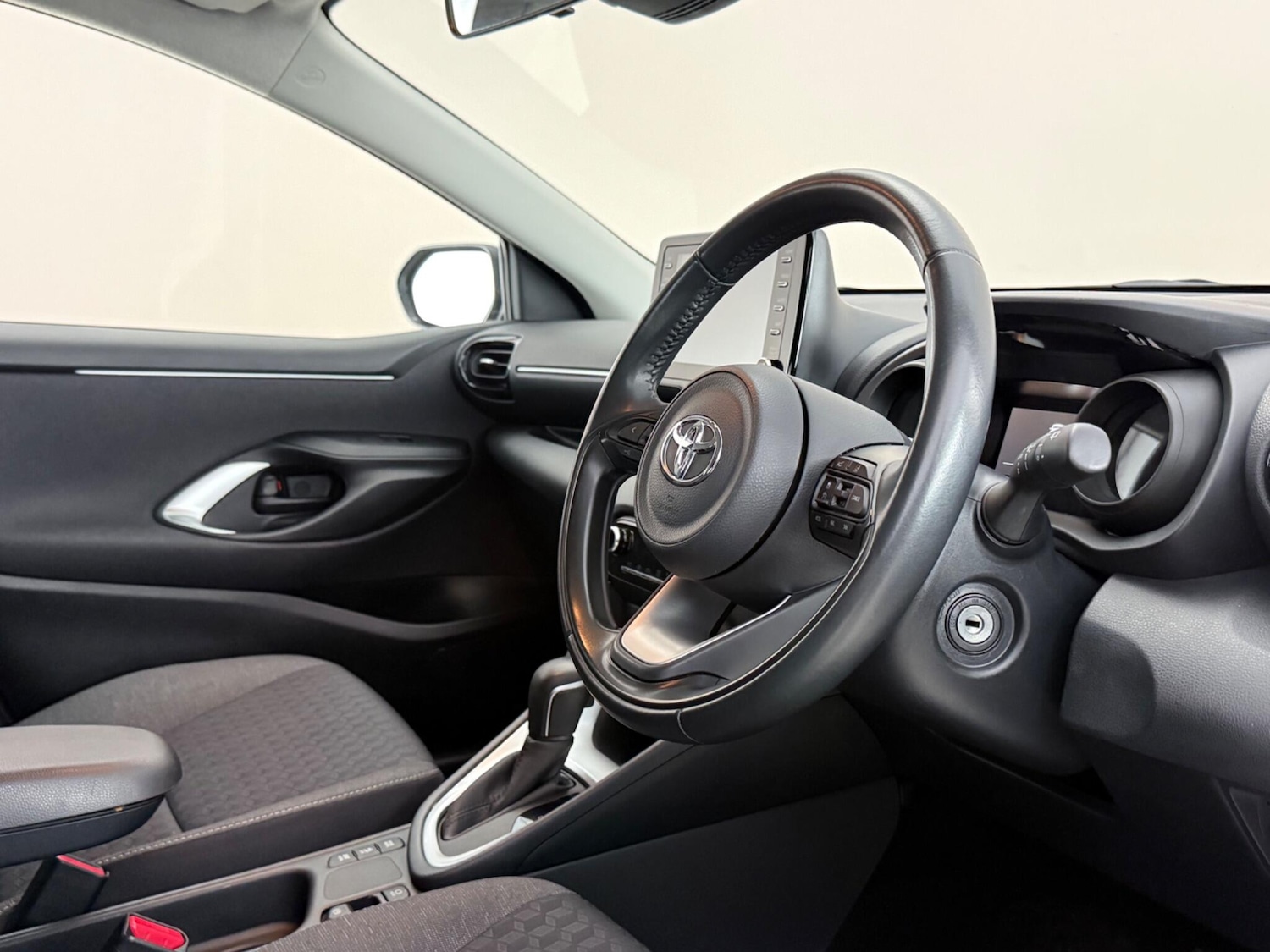 Used Toyota Yaris 2023 for sale - 78185854: Photo 9