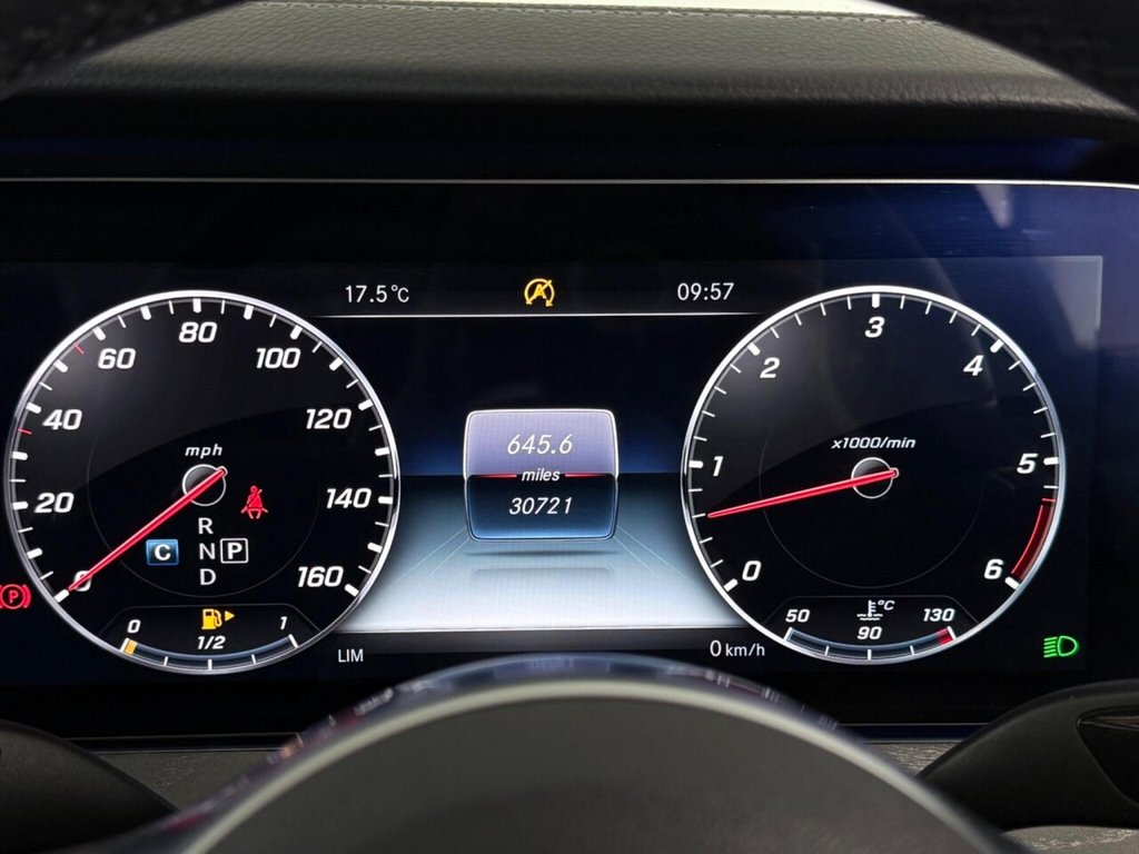 Used Mercedes-Benz CLS 2018 for sale - 75966869: Photo 31