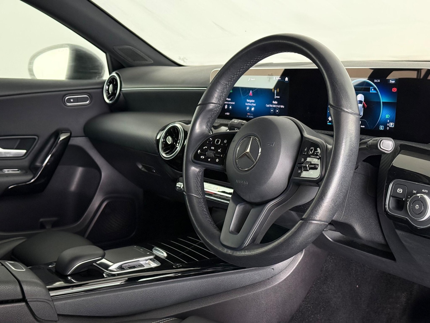 Used Mercedes-Benz A-Class 2018 for sale - 77221886: Photo 11