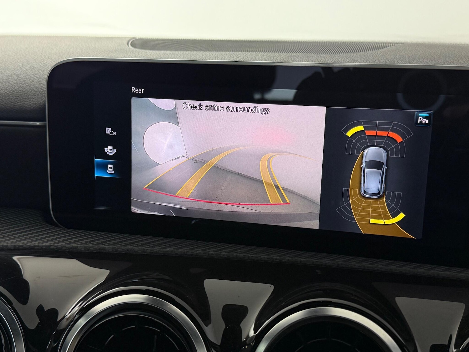 Used Mercedes-Benz A-Class 2018 for sale - 77221886: Photo 32