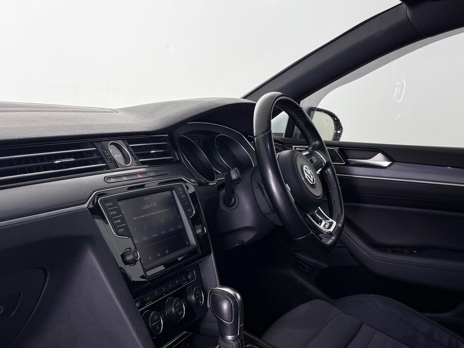 Used Volkswagen Passat 2016 for sale - 76484383: Photo 16