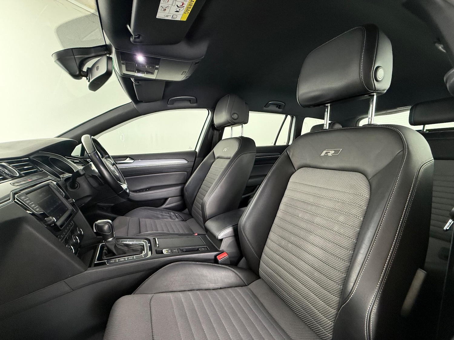 Used Volkswagen Passat 2016 for sale - 76484383: Photo 17