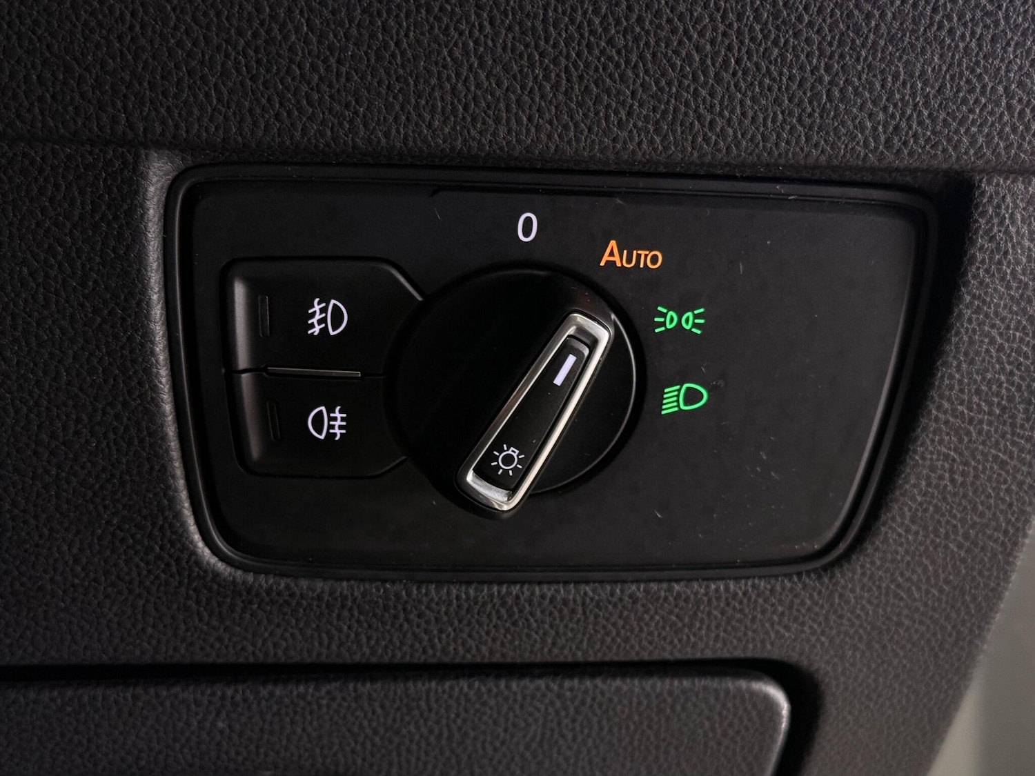 Used Volkswagen Passat 2016 for sale - 76484383: Photo 23