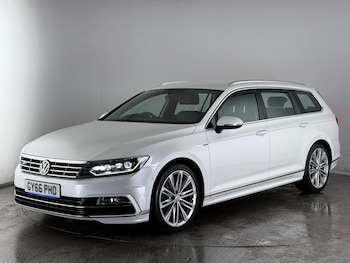 Used Volkswagen Passat 2016 for sale - 76484383: Photo