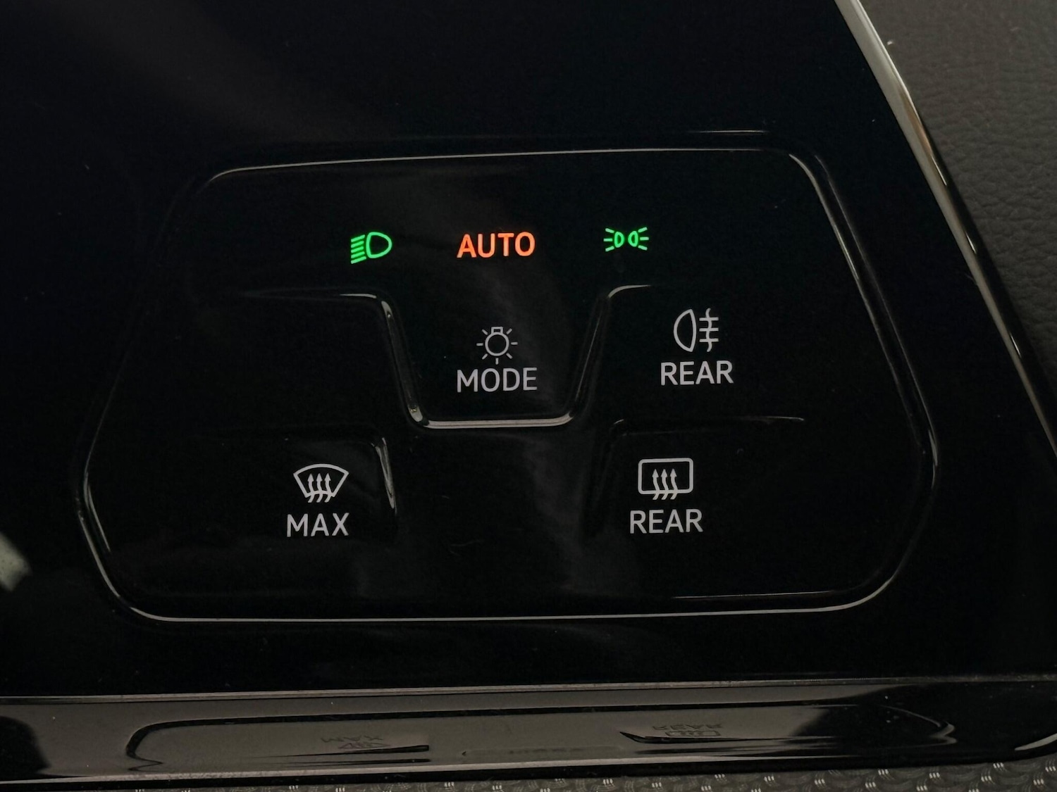 Used Volkswagen Golf 2022 for sale - 77803037: Photo 31