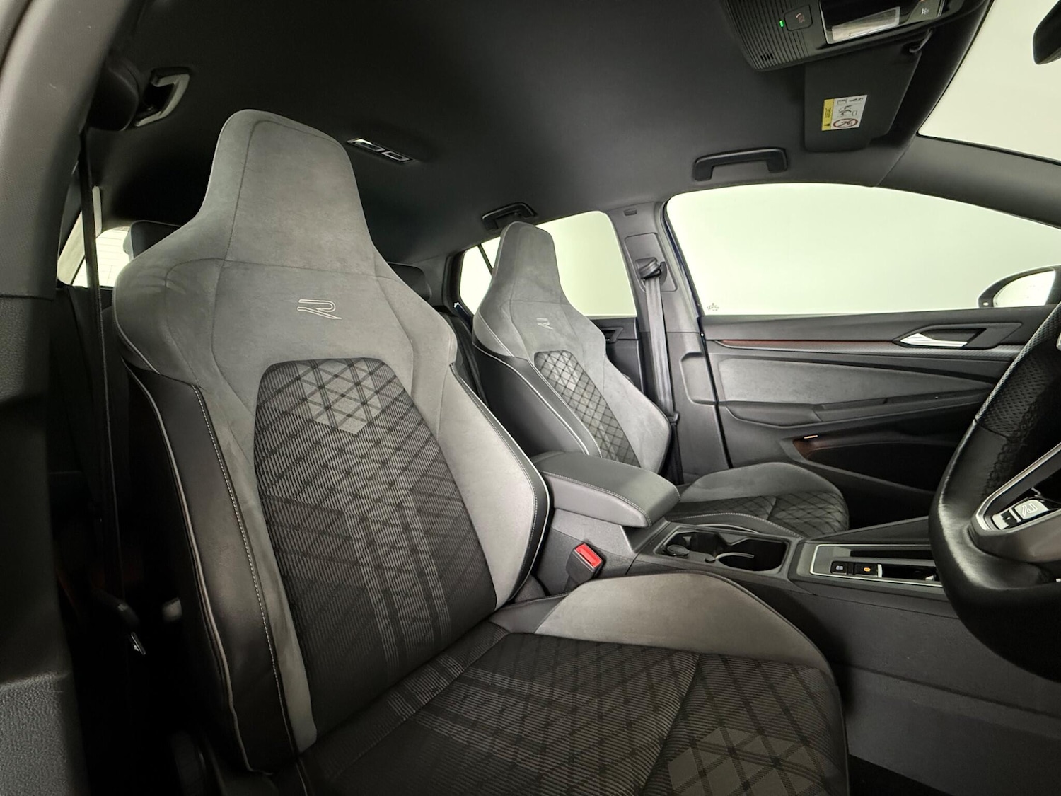 Used Volkswagen Golf 2022 for sale - 77803037: Photo 9