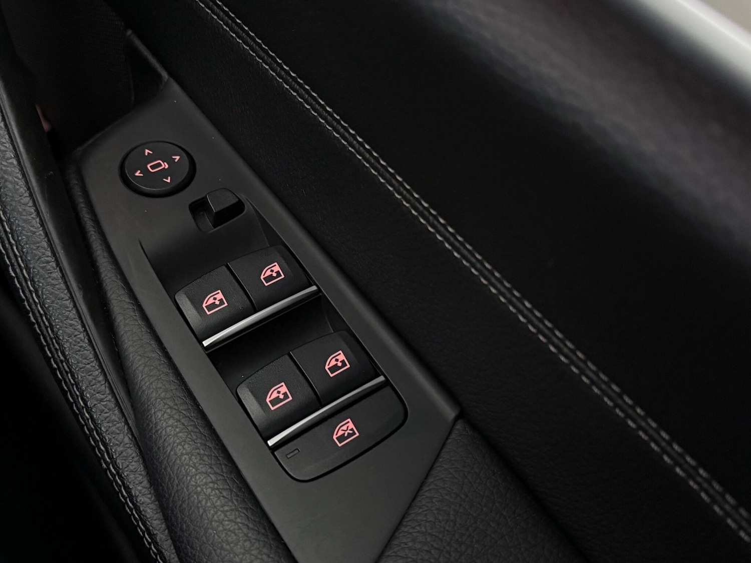 Used BMW 5 Series 2020 for sale - 76468512: Photo 28