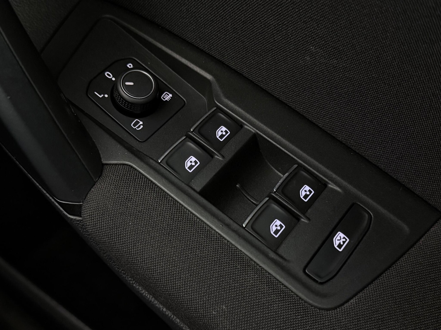 Used Volkswagen Tiguan 2017 for sale - 77221556: Photo 24