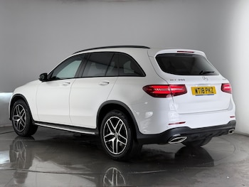 Used Mercedes-Benz GLC 2018 for sale - 77259994: Photo