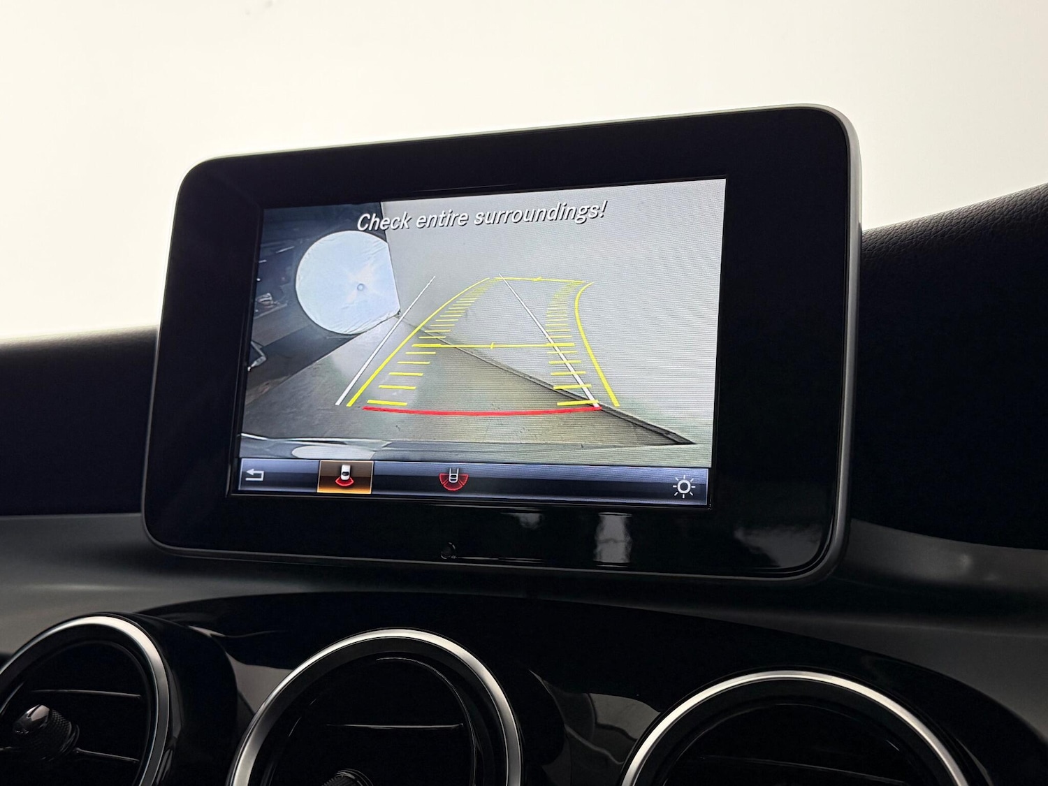 Used Mercedes-Benz GLC 2019 for sale - 77180803: Photo 33