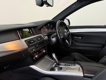 Used BMW 5 Series 2016 for sale - 79453891: Photo