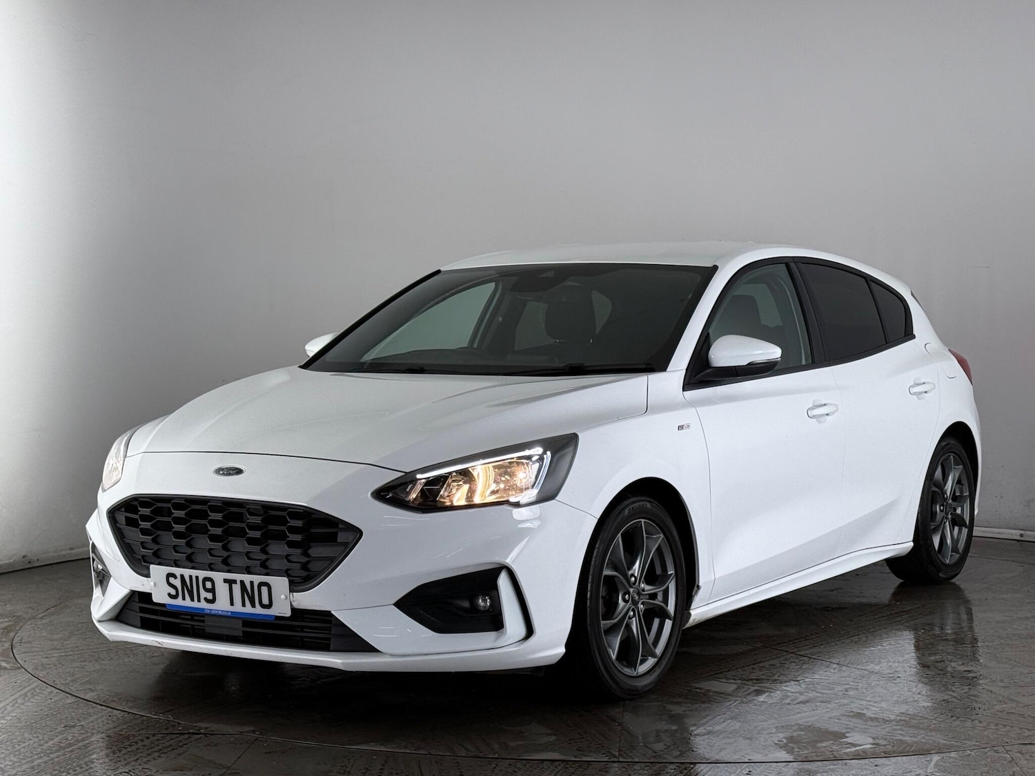Used Ford Focus 2019 for sale - 77484684: Photo 3