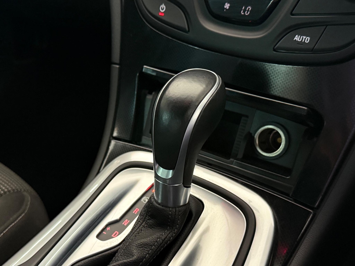 Used Vauxhall Insignia 2016 for sale - 77084494: Photo 36