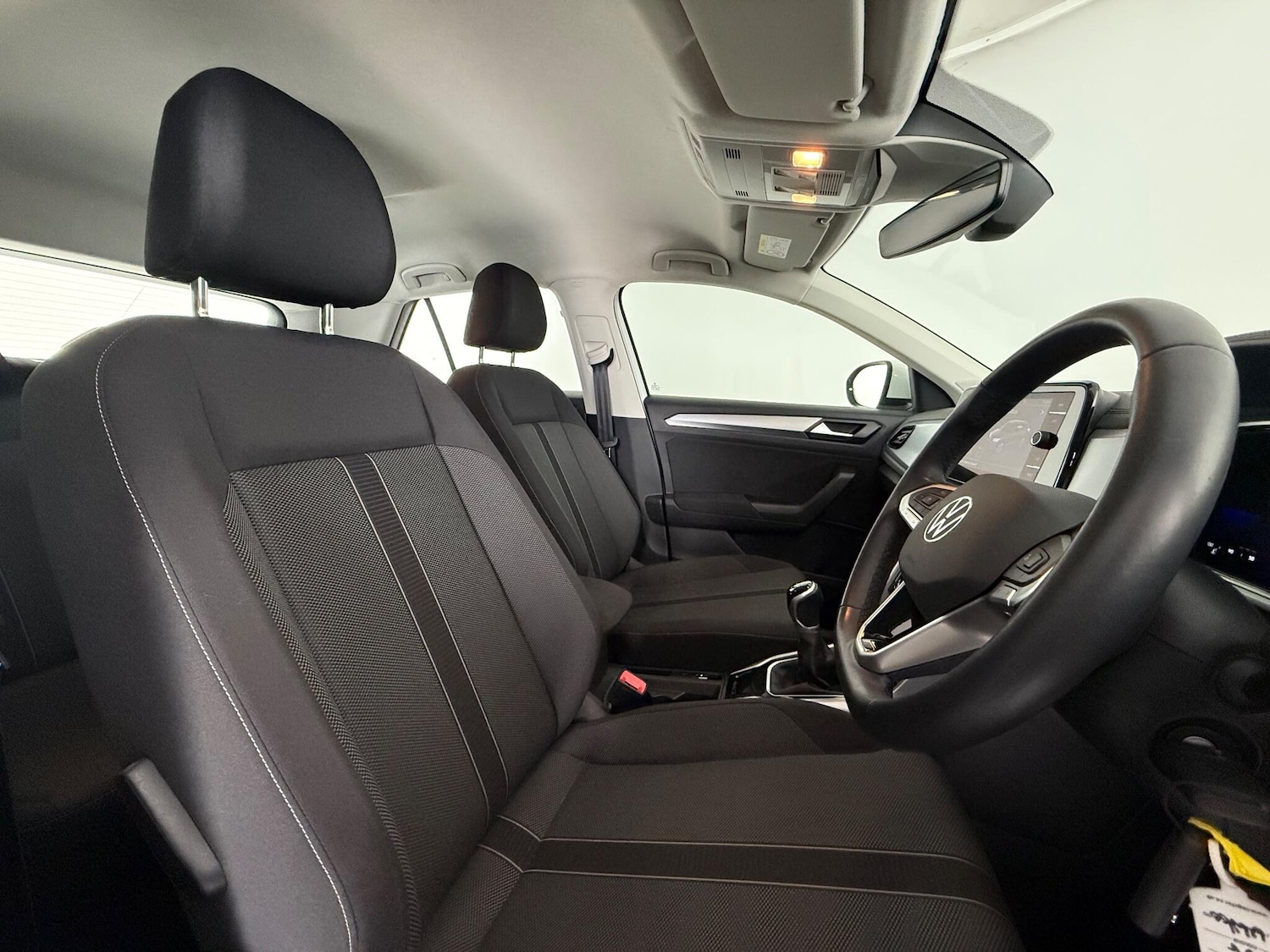 Used Volkswagen T-Roc 2022 for sale - 76926086: Photo 14