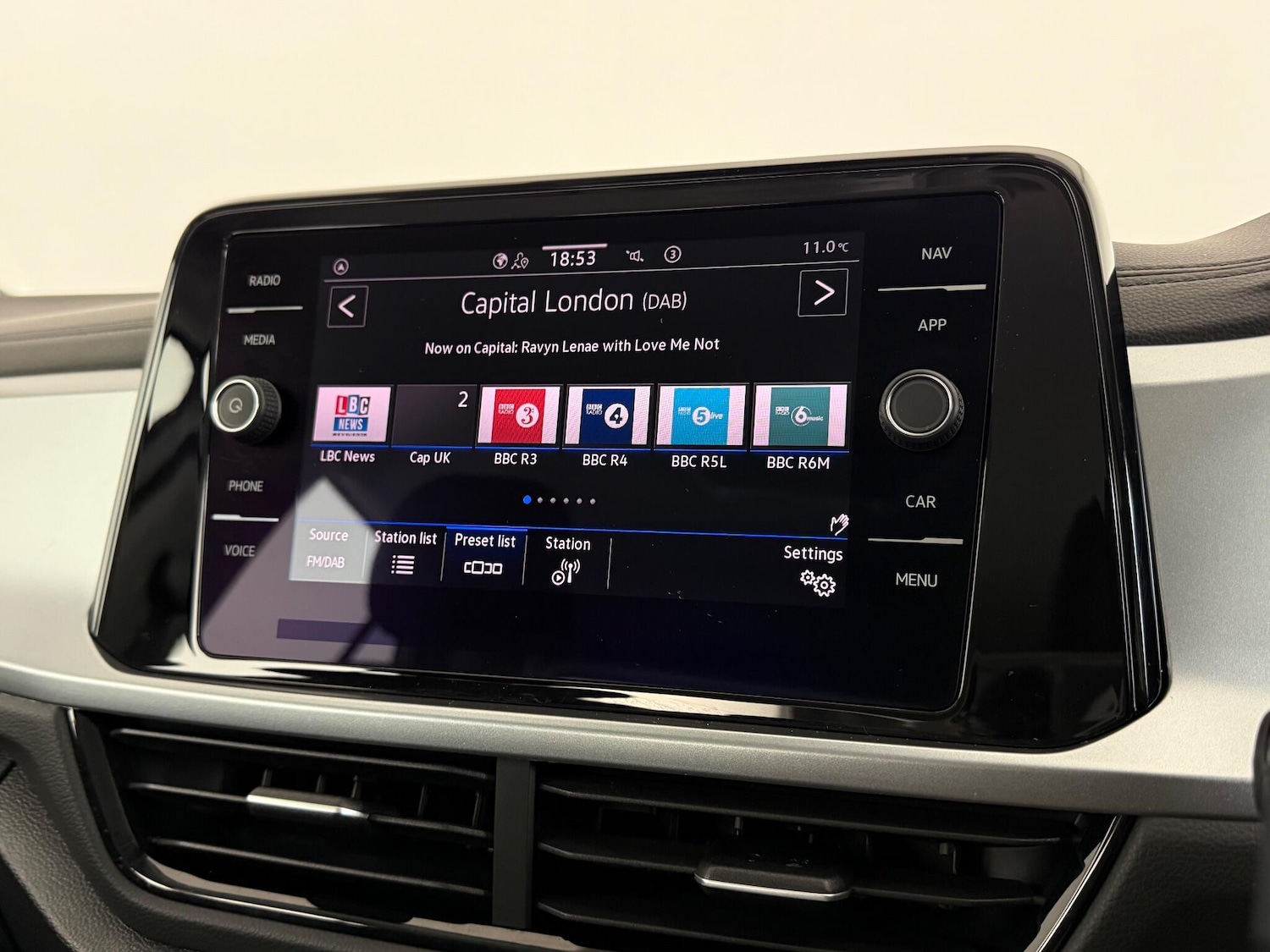 Used Volkswagen T-Roc 2022 for sale - 76926086: Photo 30