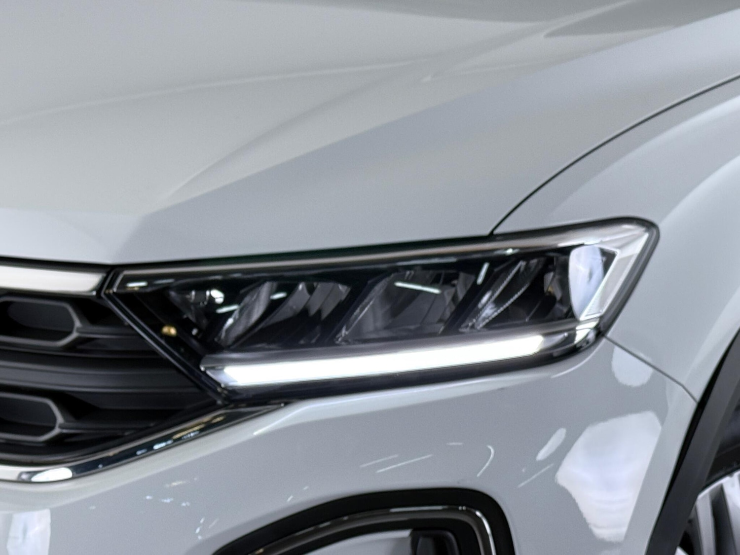 Used Volkswagen T-Roc 2022 for sale - 76926086: Photo 9