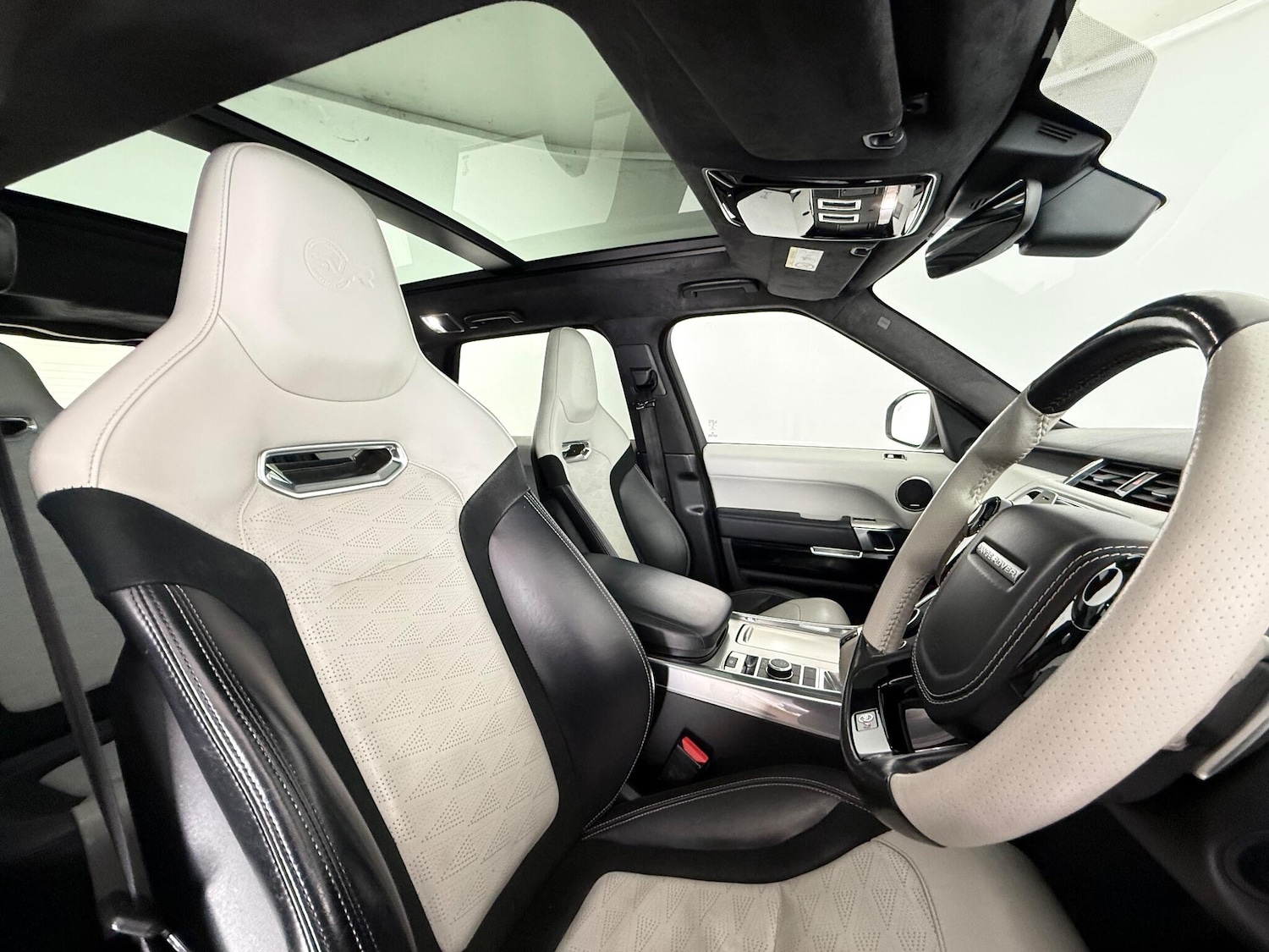 Used Land Rover Range Rover Sport 2018 for sale - 76825031: Photo 18