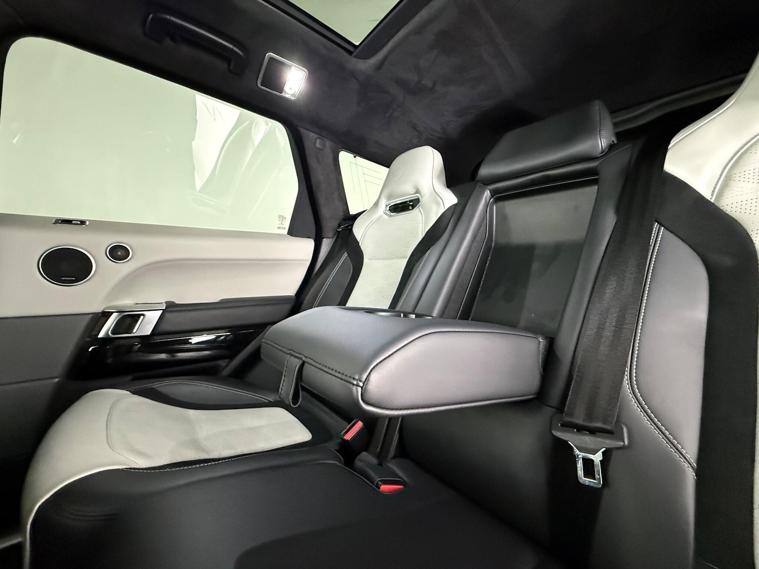 Used Land Rover Range Rover Sport 2018 for sale - 76825031: Photo 25