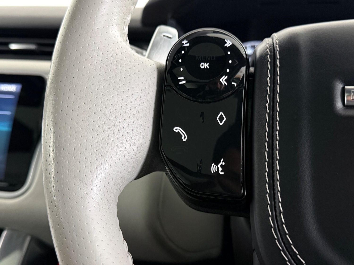 Used Land Rover Range Rover Sport 2018 for sale - 76825031: Photo 32