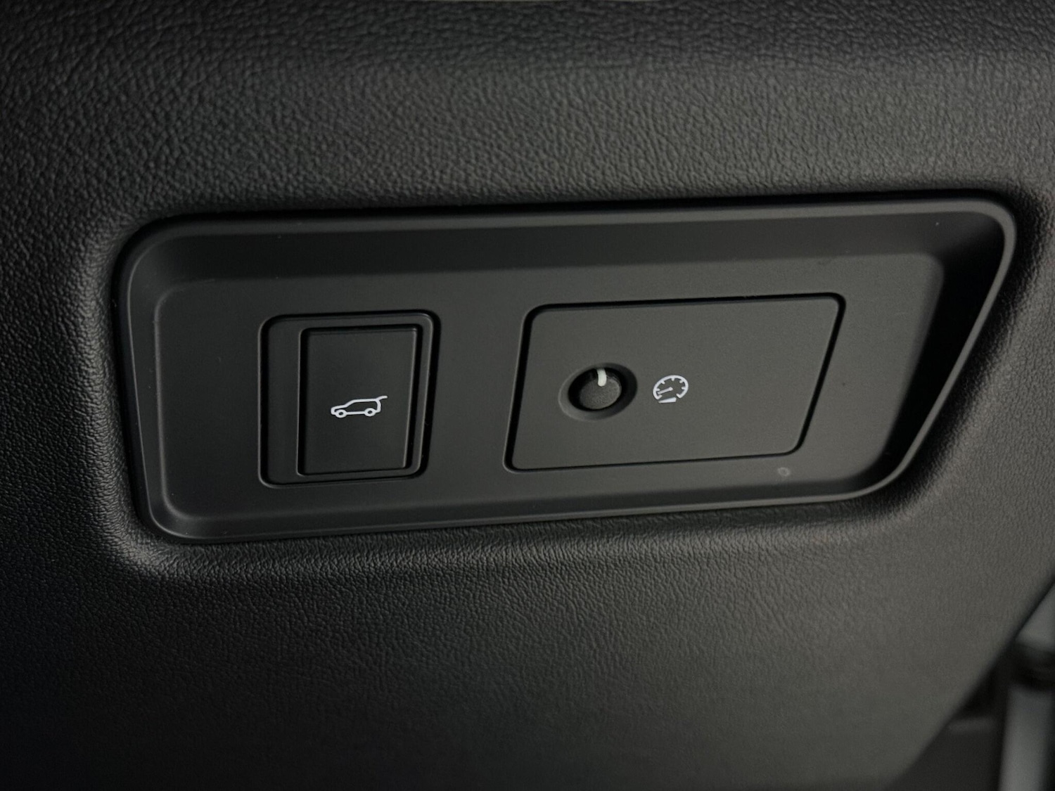 Used Land Rover Range Rover Sport 2018 for sale - 76825031: Photo 41