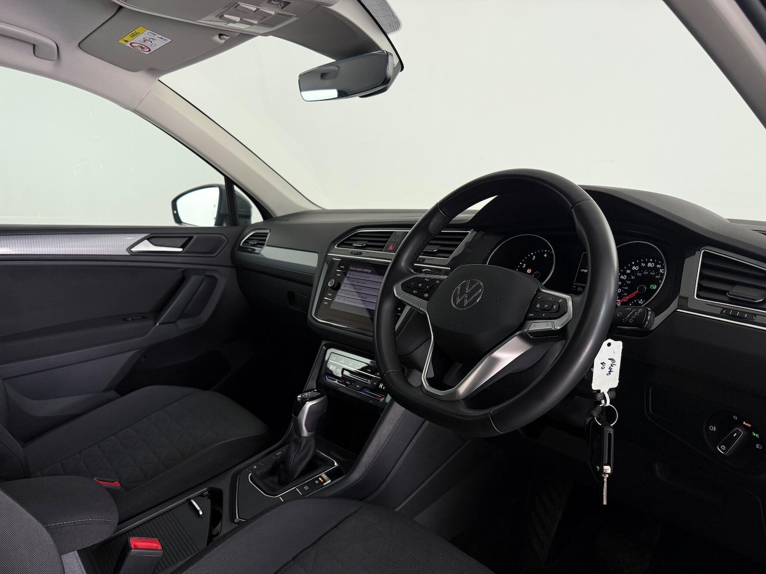 Used Volkswagen Tiguan 2021 for sale - 76898649: Photo 15