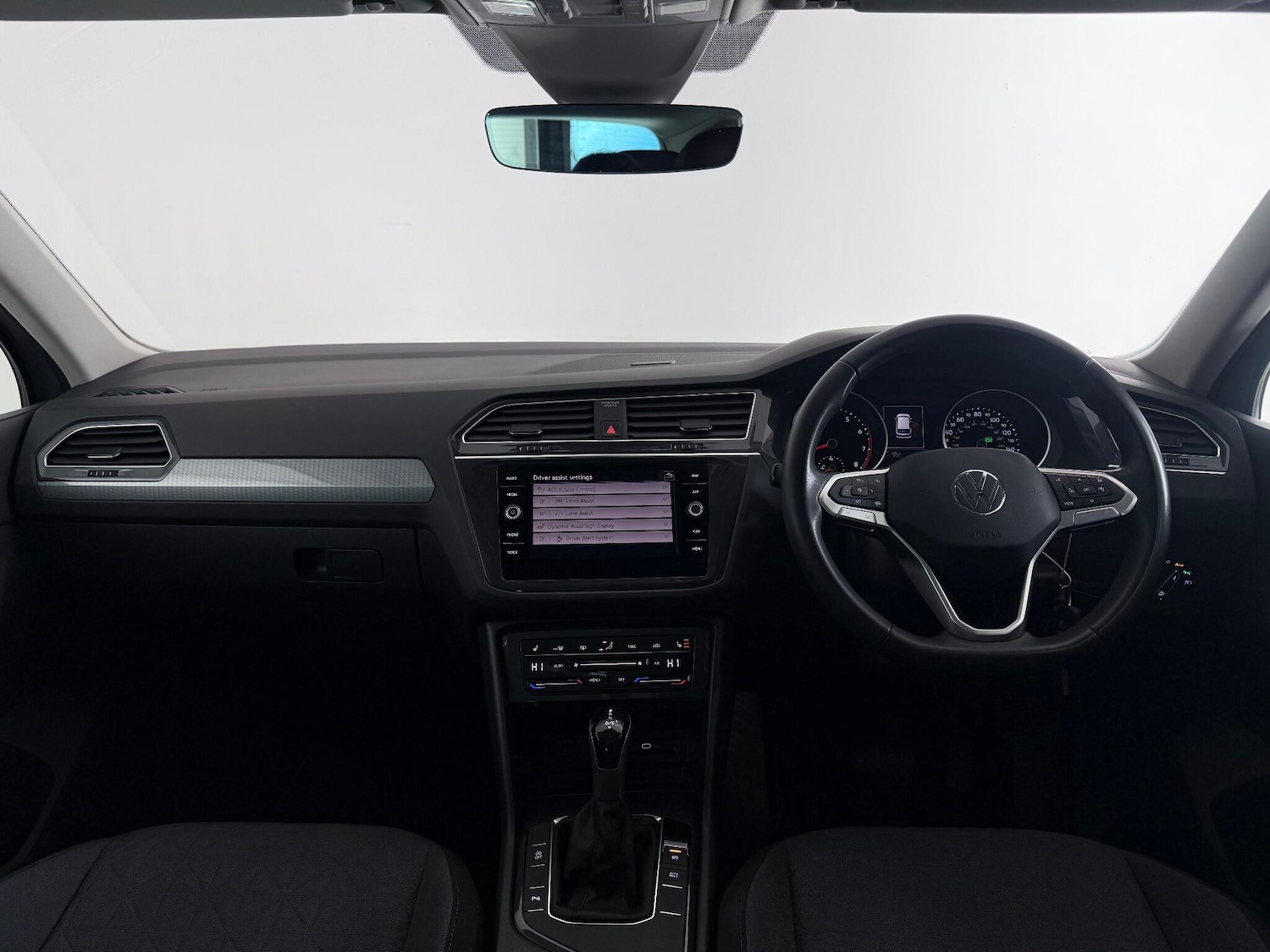 Used Volkswagen Tiguan 2021 for sale - 76898649: Photo 20