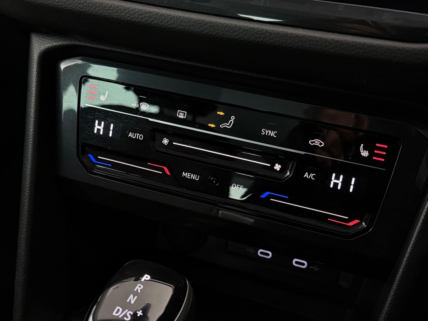 Used Volkswagen Tiguan 2021 for sale - 76898649: Photo 39