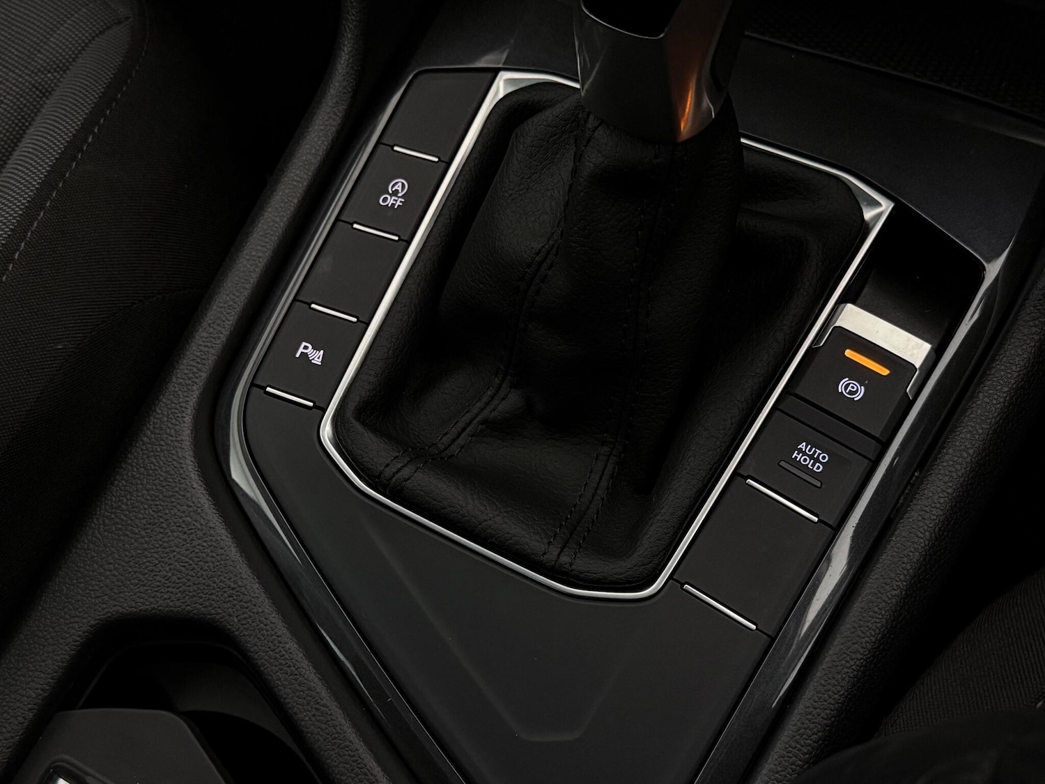 Used Volkswagen Tiguan 2021 for sale - 76898649: Photo 40