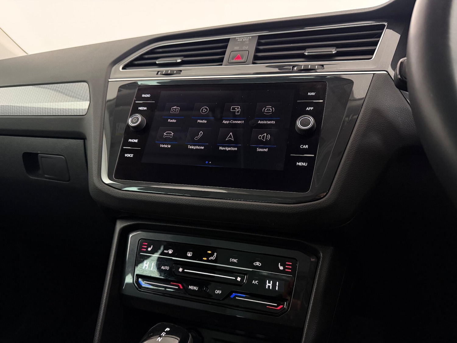 Used Volkswagen Tiguan 2021 for sale - 76898649: Photo 41