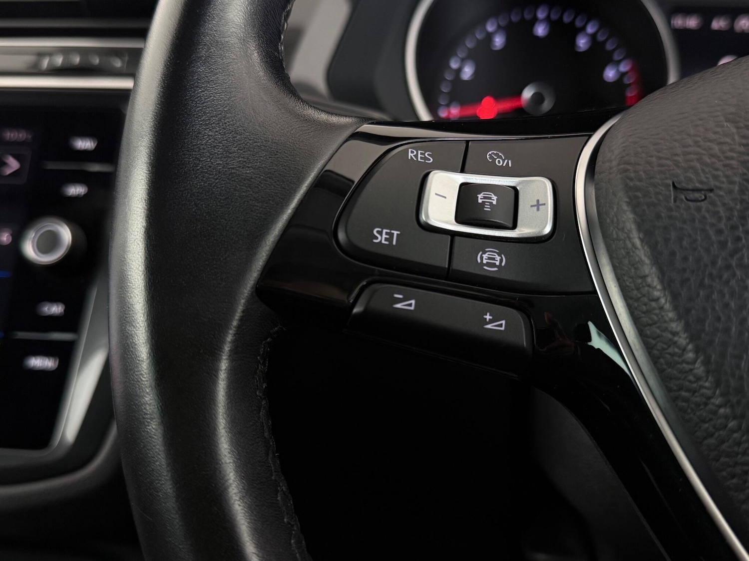 Used Volkswagen Tiguan 2019 for sale - 76561501: Photo 24