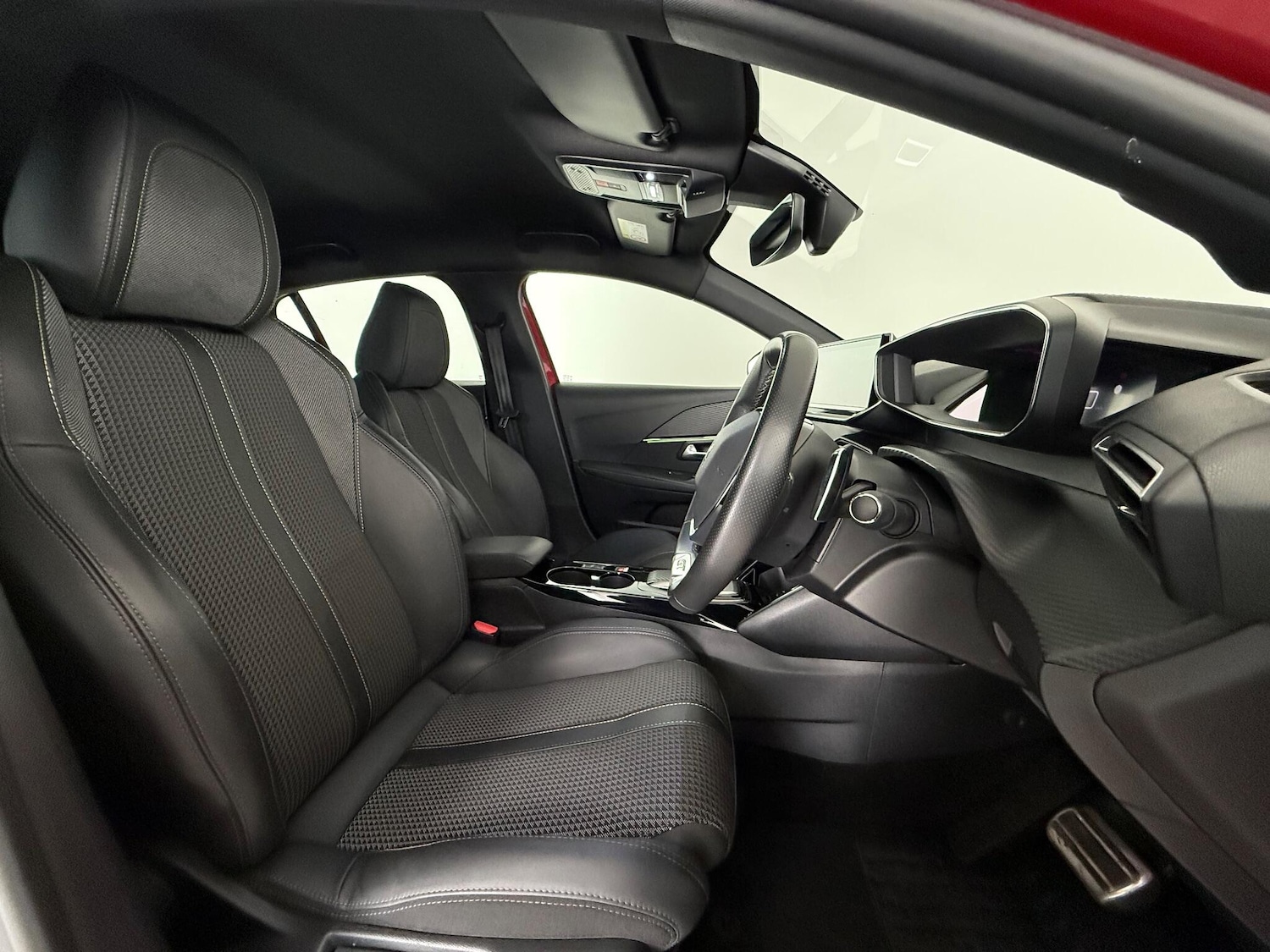 Used Peugeot 208 2023 for sale - 76468185: Photo 15