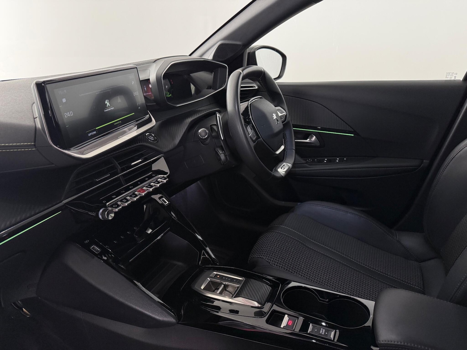 Used Peugeot 208 2023 for sale - 76468185: Photo 16