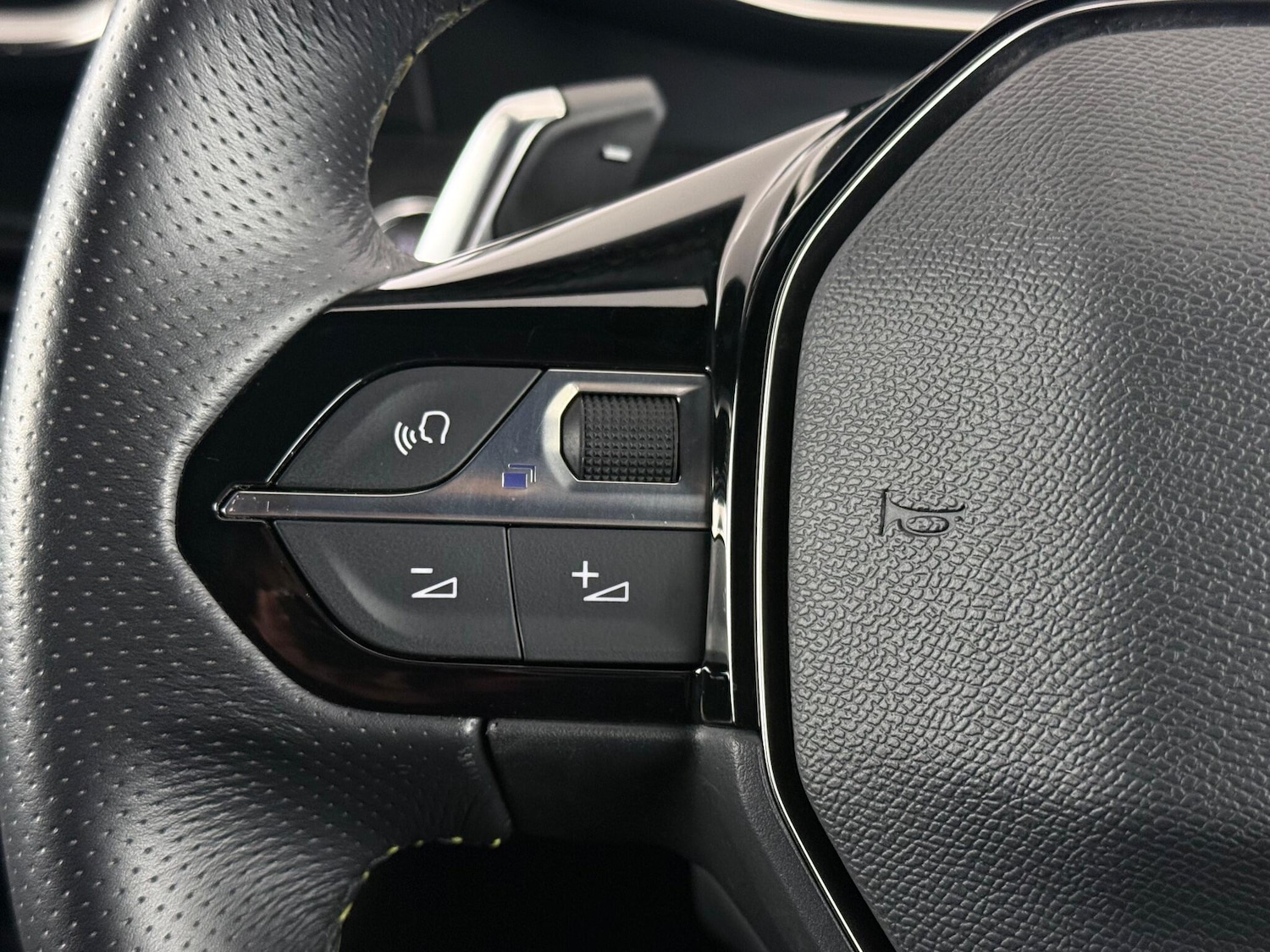 Used Peugeot 208 2023 for sale - 76468185: Photo 25