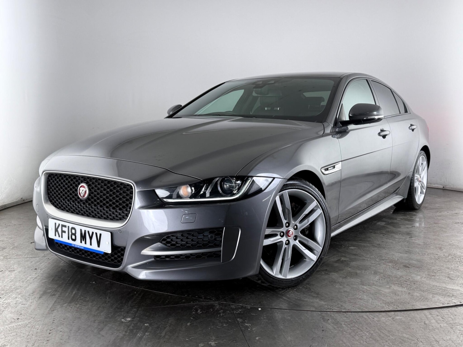 Used Jaguar XE 2018 for sale - 77831667: Photo 30