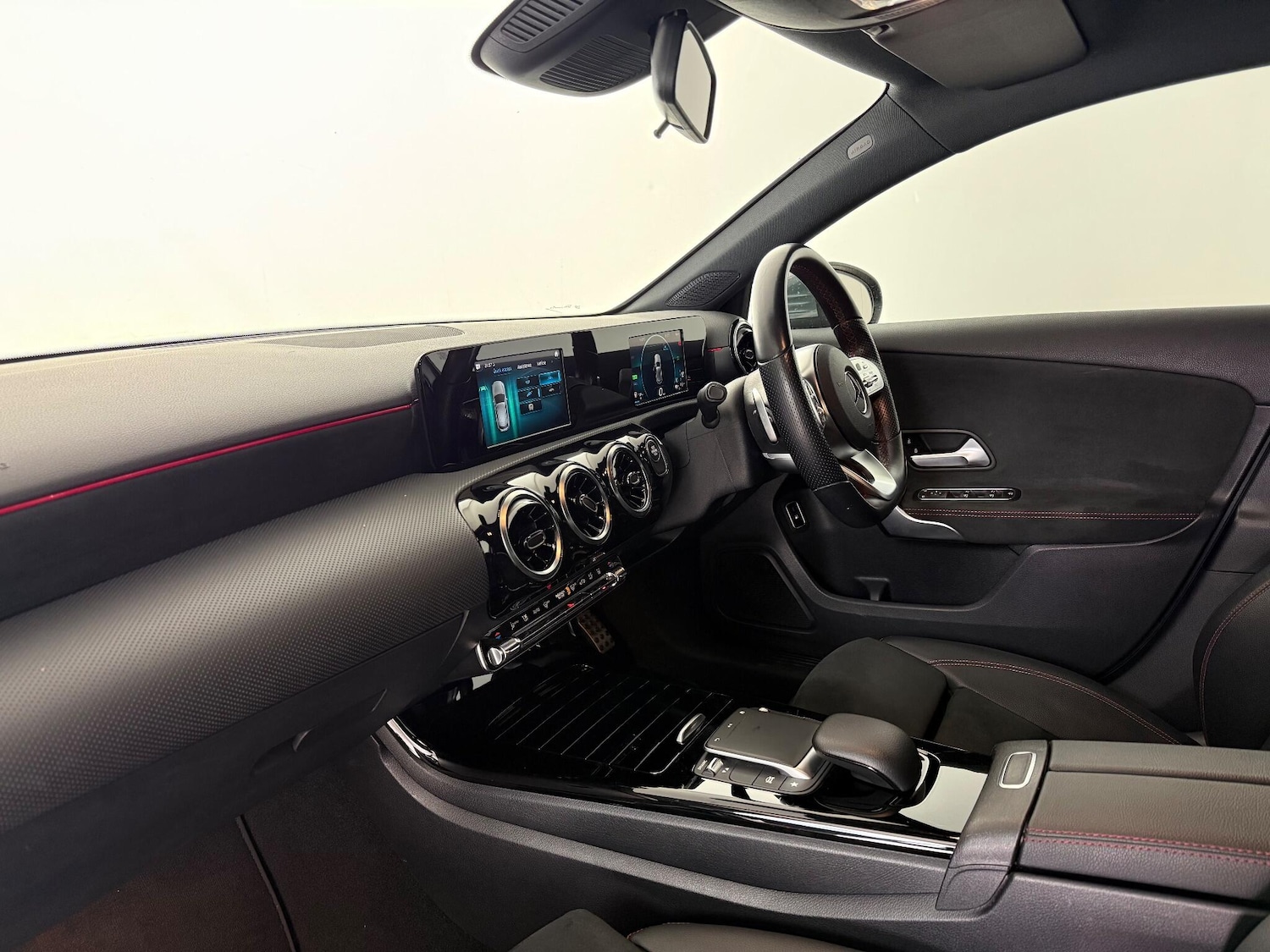 Used Mercedes-Benz A-Class 2021 for sale - 76468658: Photo 21