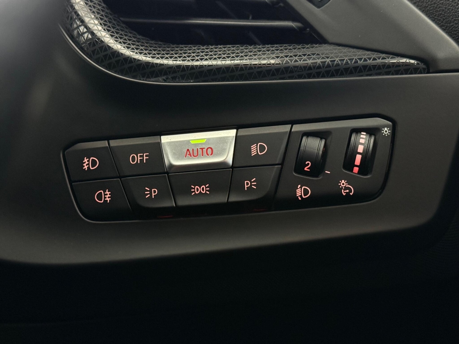 Used BMW 1 Series 2019 for sale - 77216746: Photo 23