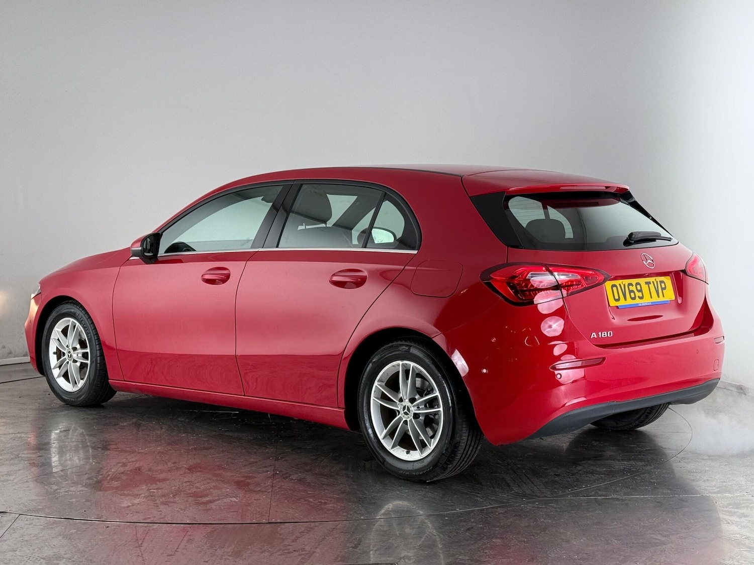 Used Mercedes-Benz A-Class 2019 for sale - 77246201: Photo 4