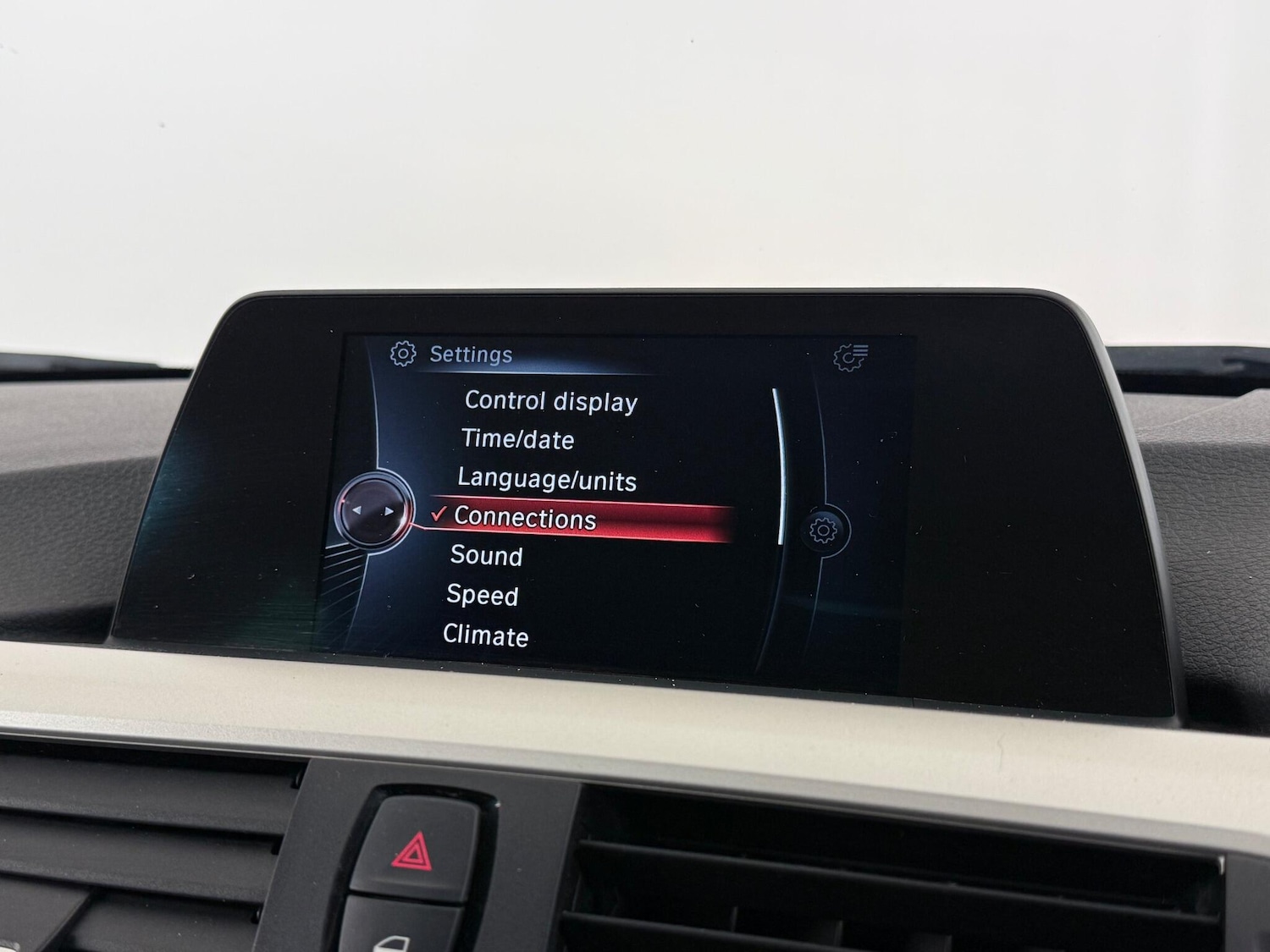 Used BMW 3 Series 2015 for sale - 77246745: Photo 25