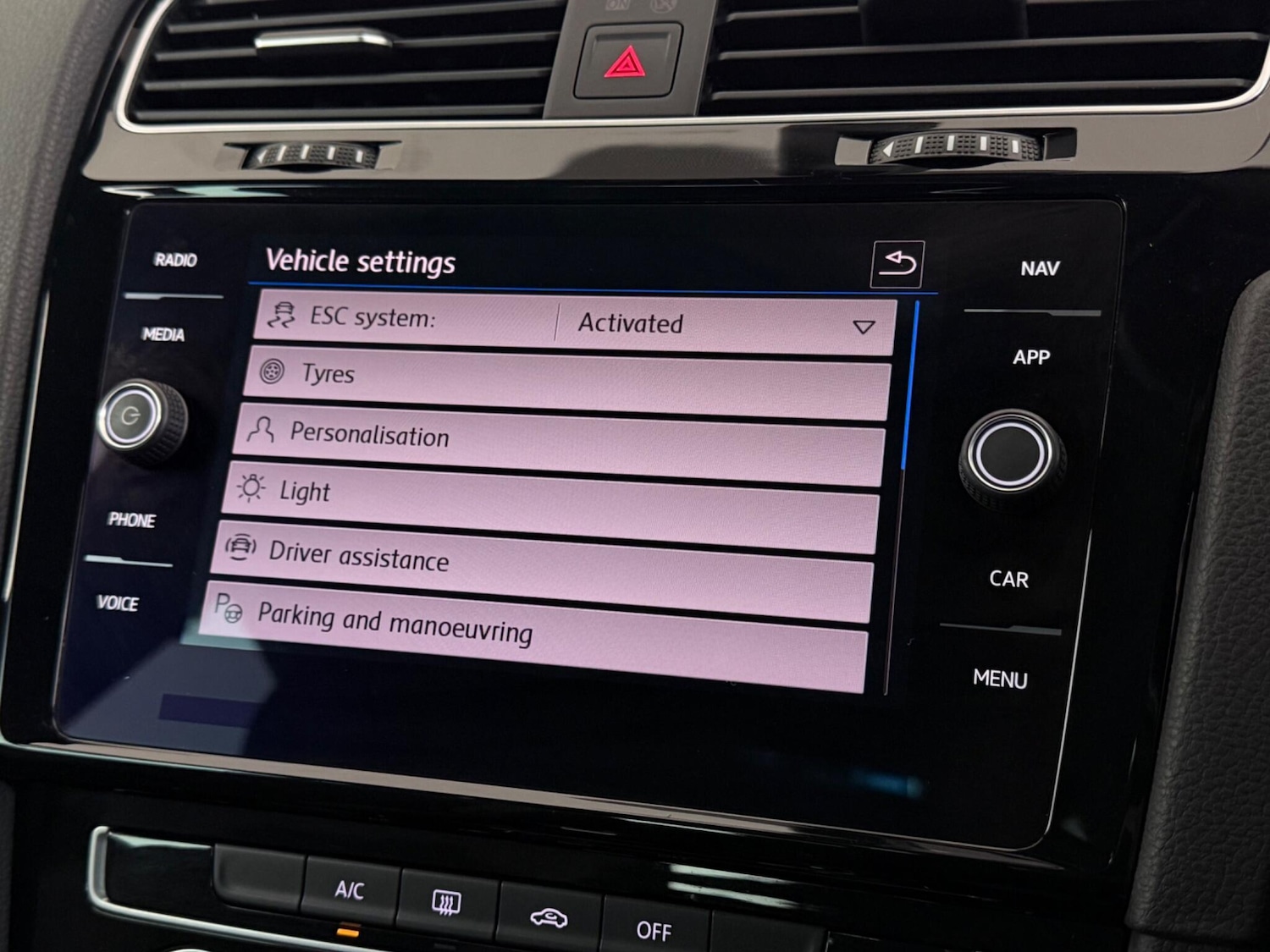 Used Volkswagen Golf 2019 for sale - 77744252: Photo 26